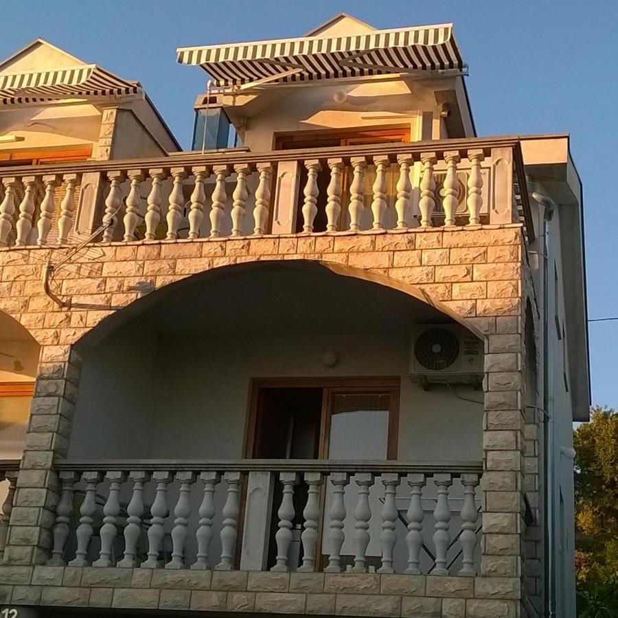 Apartmán Manda Karlobag Exteriér fotografie