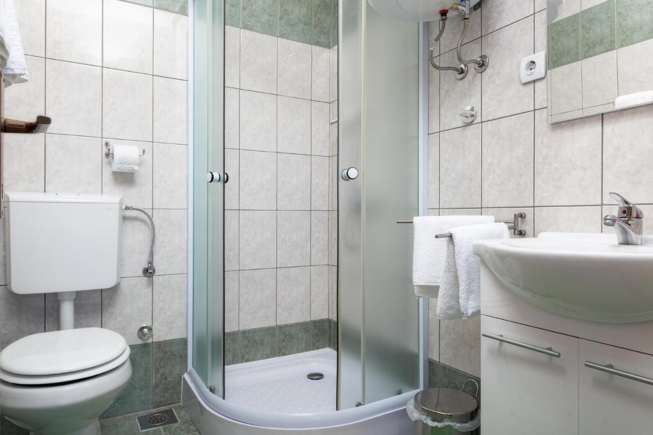 Apartmán Manda Karlobag Exteriér fotografie