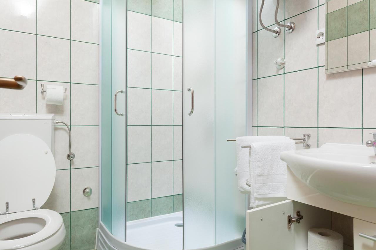 Apartmán Manda Karlobag Exteriér fotografie
