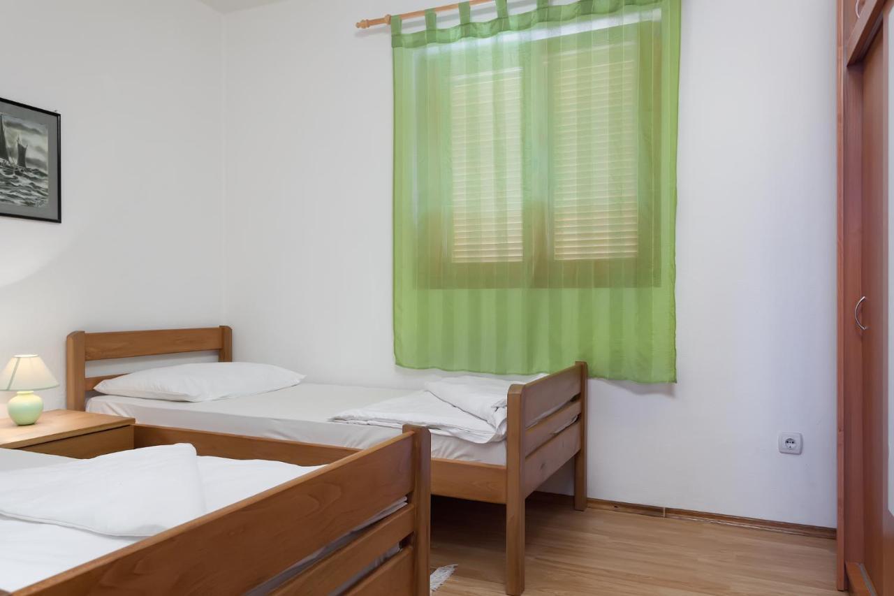 Apartmán Manda Karlobag Exteriér fotografie